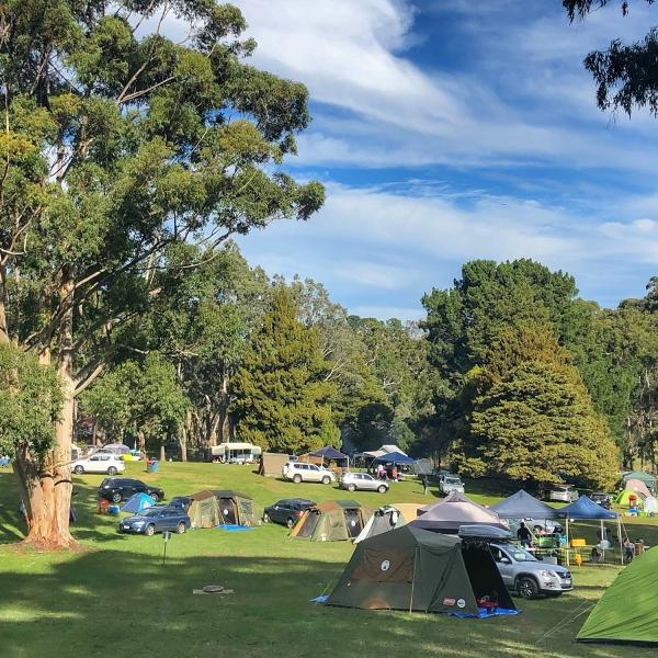 1 Camping LR Square
